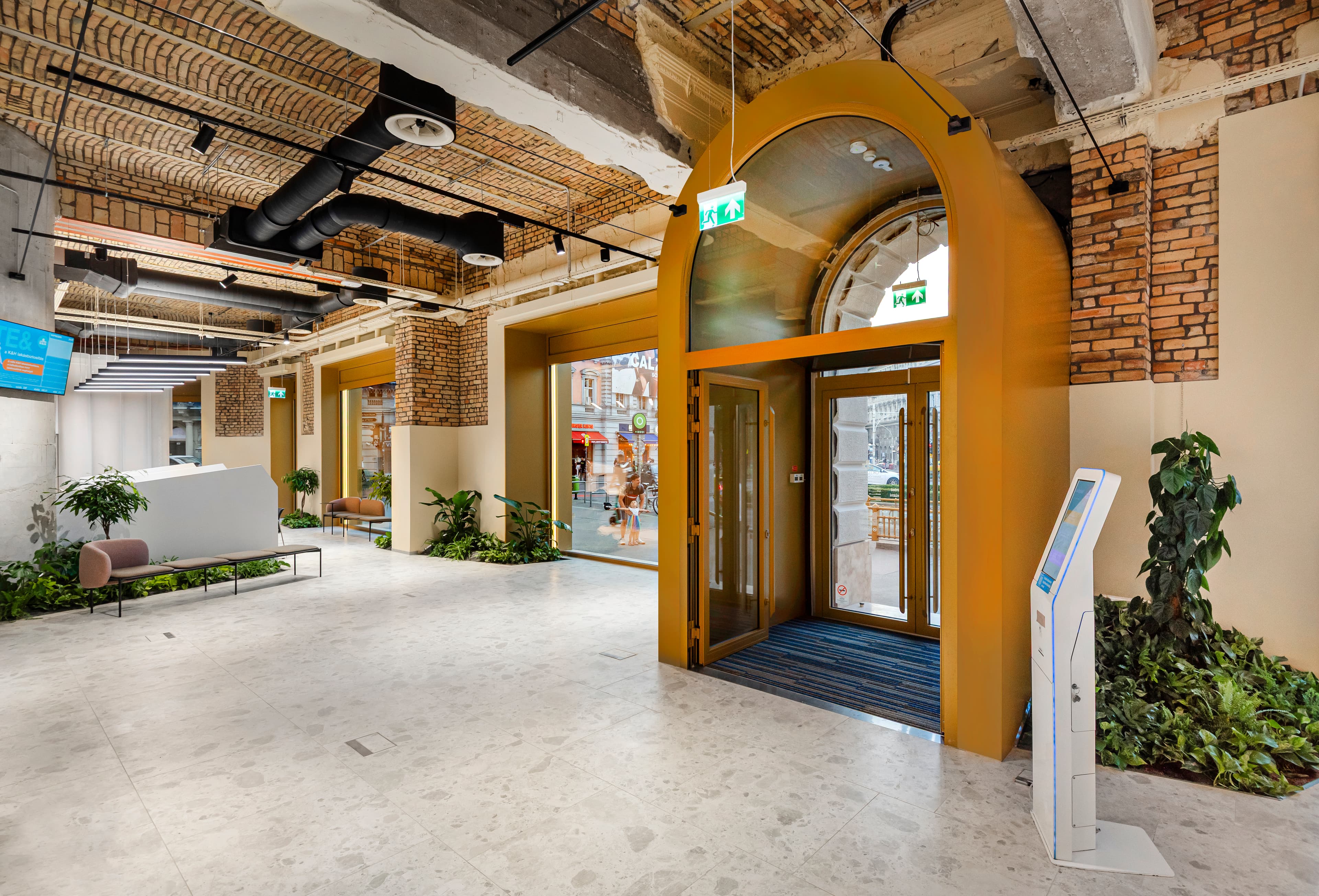 K&H Bank Oktogon