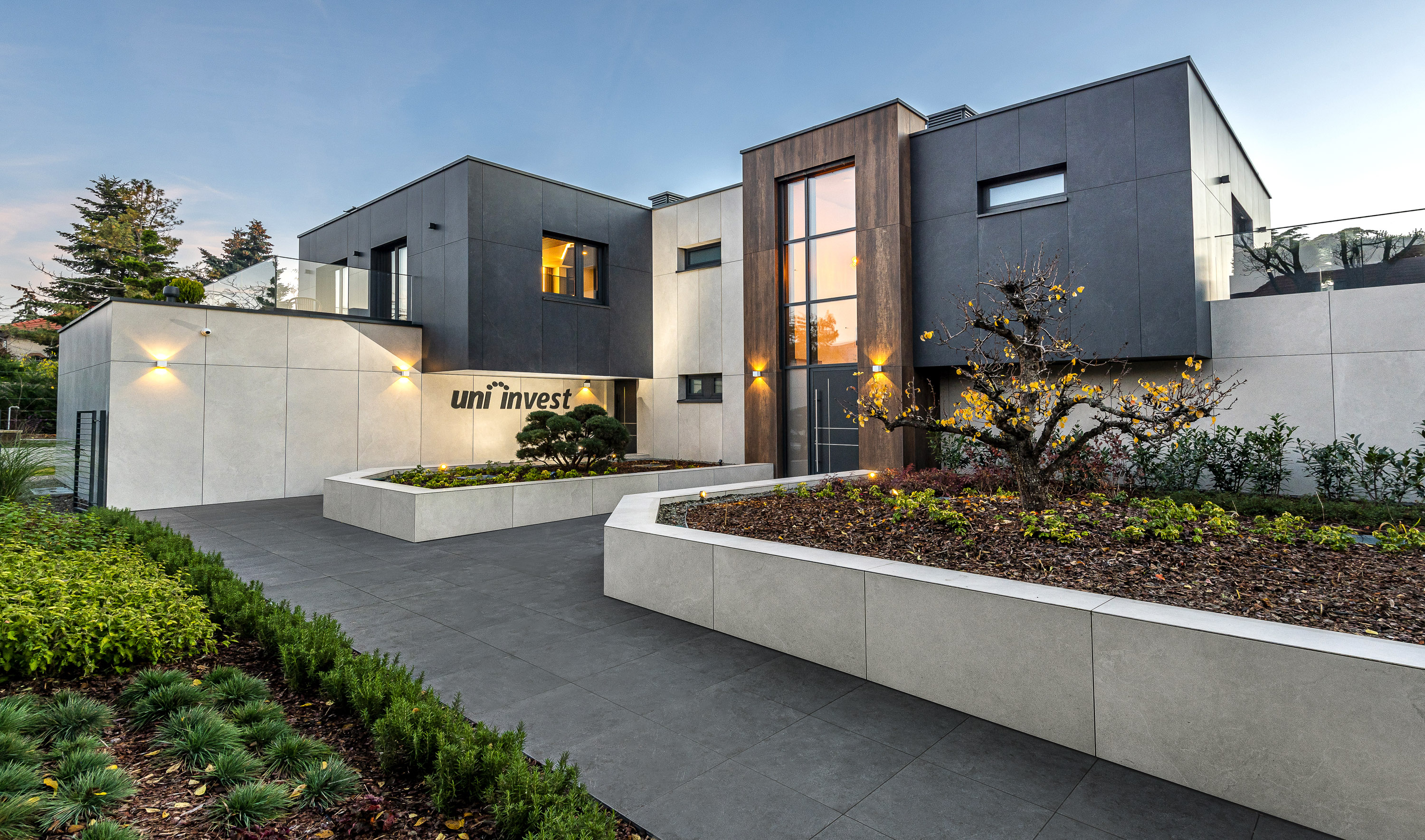 Uni-Invest Iroda – 1